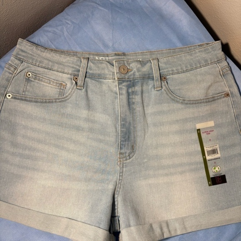 Blue Jean Shorts Light Wash Cuffed Hem super high rise mom - Picture 1 of 15